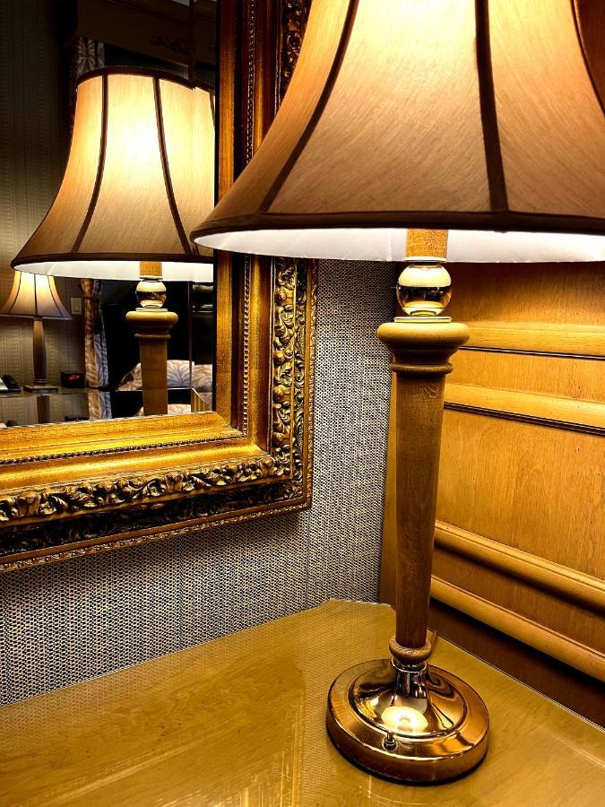 Celebrity Hotel Дедвуд Экстерьер фото