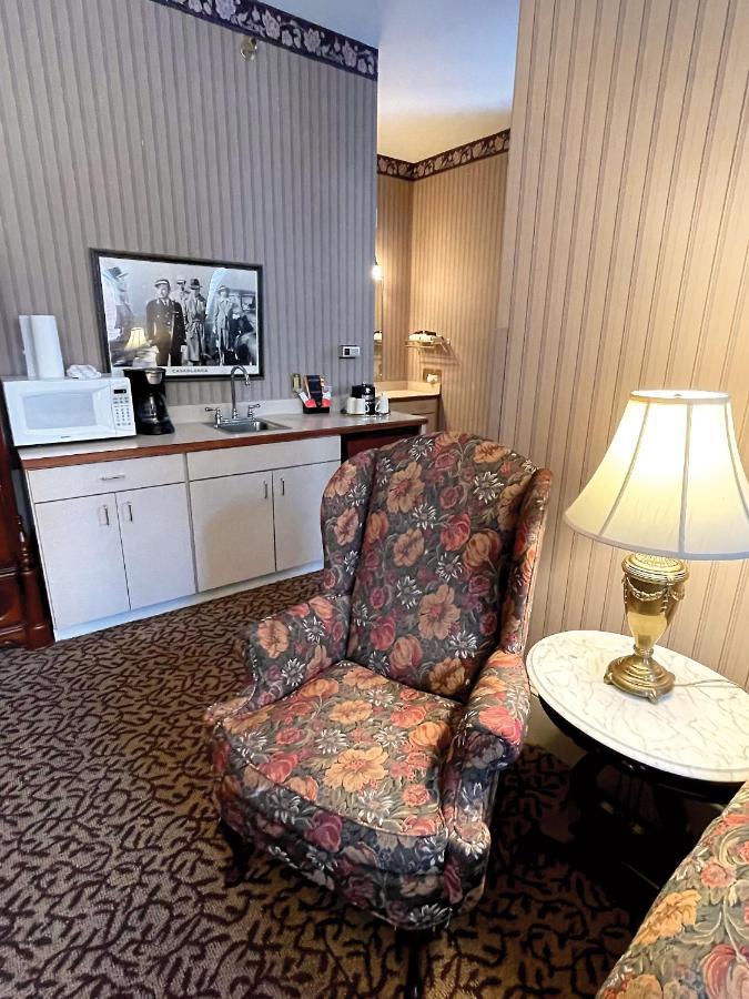 Celebrity Hotel Дедвуд Экстерьер фото